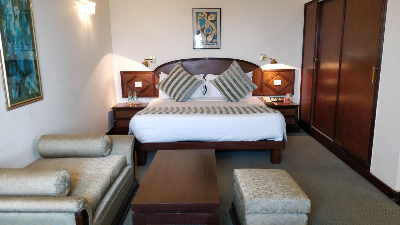 The Suryaa 5* New Delhi